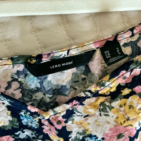 Vero Moda floral sundress - Picture 2 of 3